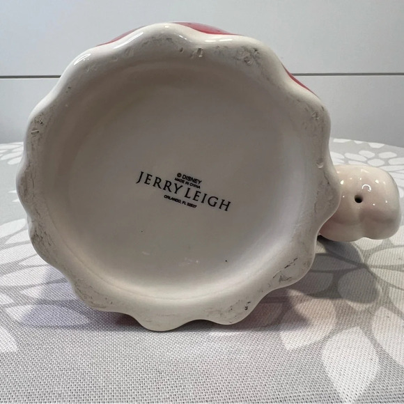 Disney Jerry Leigh Minnie Mouse Hand on Hip Mug Red White Polka Dot Mug. 18 oz. - Picture 2 of 7